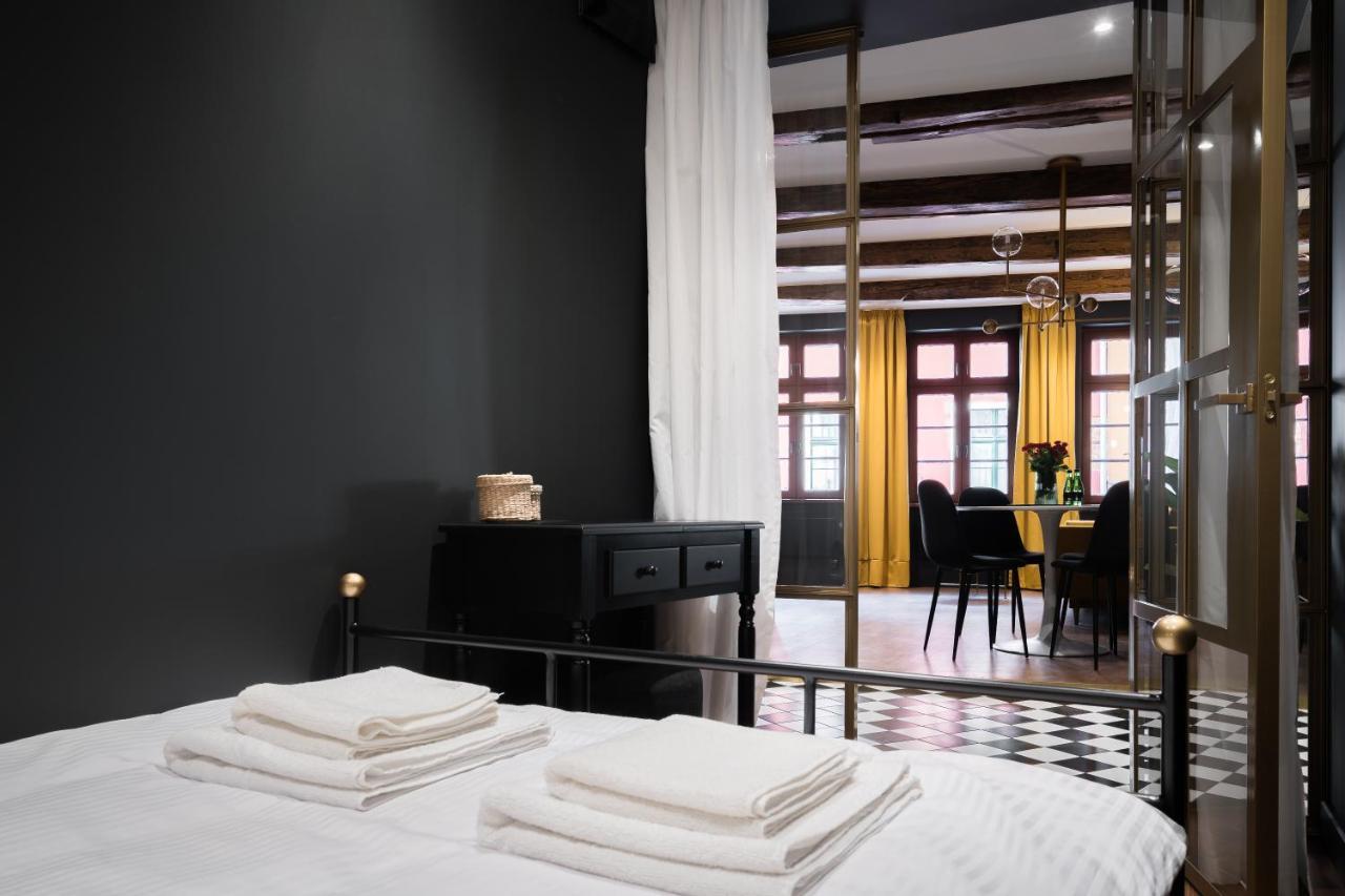 1555 Apartments III Torun Luaran gambar